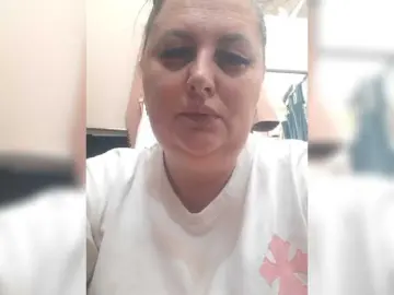 OlgaSaphire  live sex cam