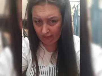 OlgaSaphire  live sex cam