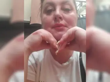 OlgaSaphire  live sex cam