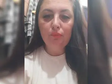 OlgaSaphire  live sex cam
