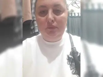 OlgaSaphire  live sex cam
