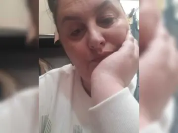 OlgaSaphire  live sex cam