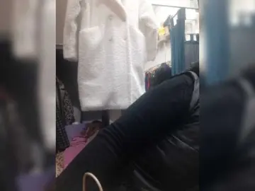 OlgaSaphire  live sex cam