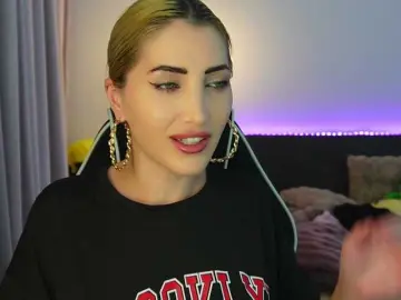 TweetyCream  live sex cam