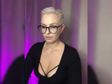 AlikBlack  live sex cam