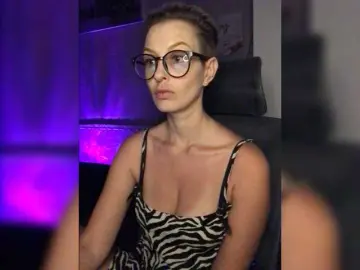AlikBlack  live sex cam