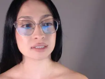 AndraCyrus  live sex cam