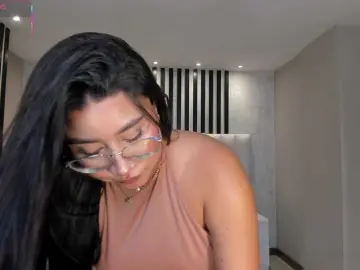 AnnieVelour  live sex cam
