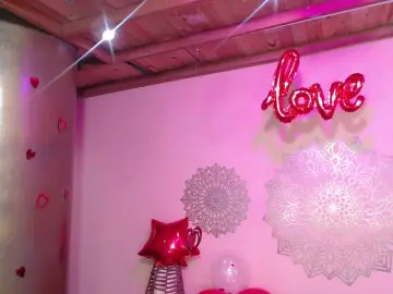 ArianaRouge  live sex cam