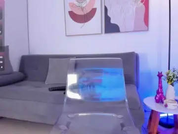 Sofia-Jones  live sex cam