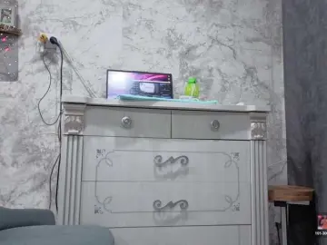 Pussysweet99  live sex cam