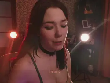 Velouraa  live sex cam
