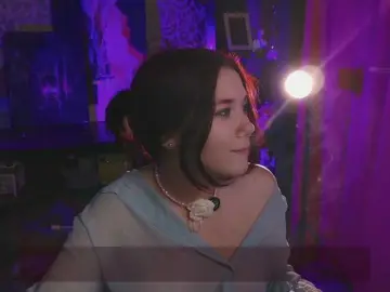 Velouraa  live sex cam