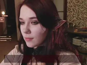 Velouraa  live sex cam