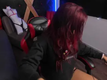 ChloeLombardi  live sex cam