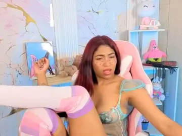 ChloeLombardi  live sex cam