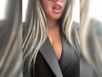 Lexi-wet  live sex cam