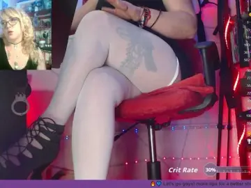 Monitabrown  live sex cam