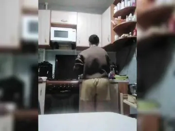 Polyk93  live sex cam