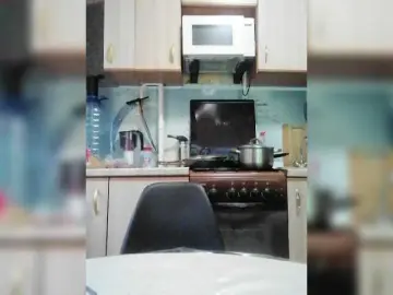 Polyk93  live sex cam