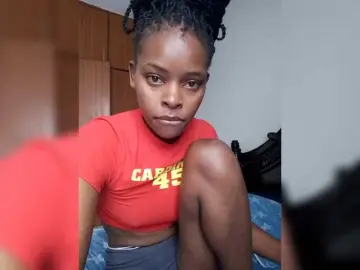 QueenIra  live sex cam