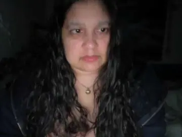 DUMBHOEMELANIE  live sex cam