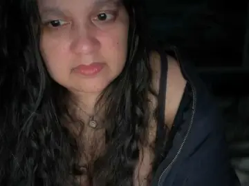 DUMBHOEMELANIE  live sex cam