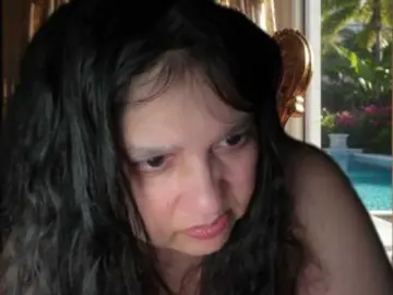 DUMBHOEMELANIE  live sex cam