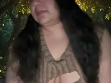 DUMBHOEMELANIE  live sex cam