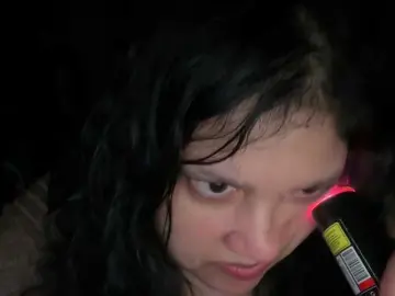 DUMBHOEMELANIE  live sex cam