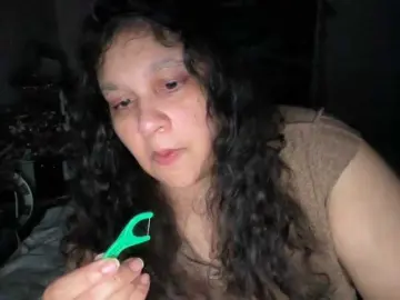DUMBHOEMELANIE  live sex cam