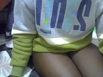 Ebonydora  live sex cam