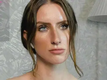 EllieRough  live sex cam