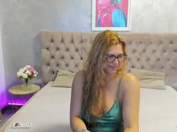 KamaFeels  live sex cam