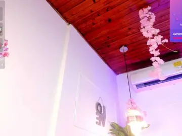 Nami-Molly  live sex cam