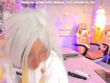 Nami-Molly  live sex cam