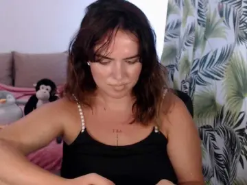 RianaCrystal  live sex cam