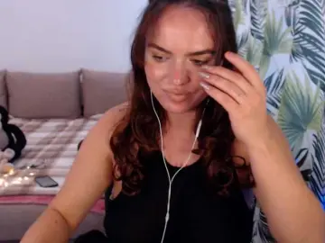 RianaCrystal  live sex cam