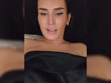 XStrawberryX  live sex cam