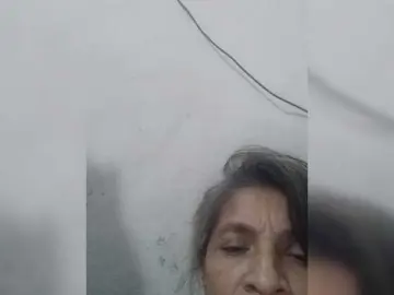 Coty231  live sex cam