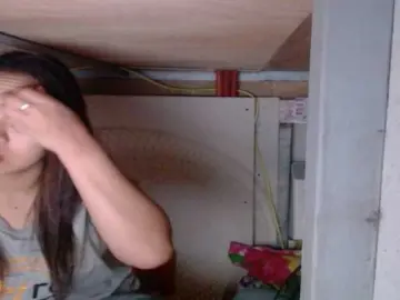 LadyAsianForyou  live sex cam