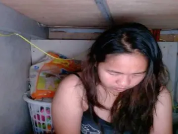 LadyAsianForyou  live sex cam