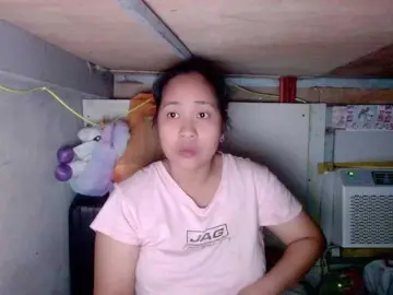 LadyAsianForyou  live sex cam