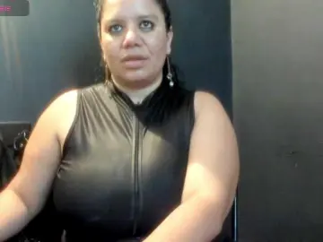 MATURE-ANIKA  live sex cam