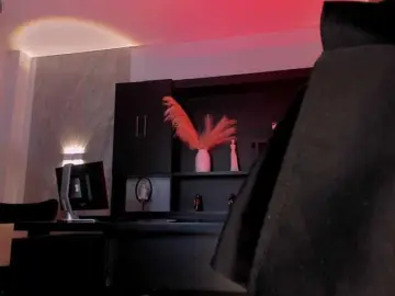 TiffannySins  live sex cam