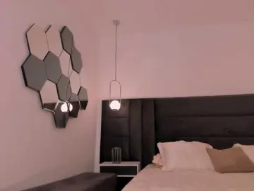 TiffannySins  live sex cam