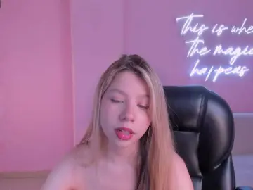 TiffannySins  live sex cam