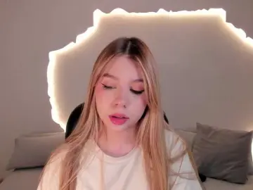 TiffannySins  live sex cam