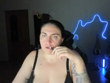 UkraineGirl  live sex cam