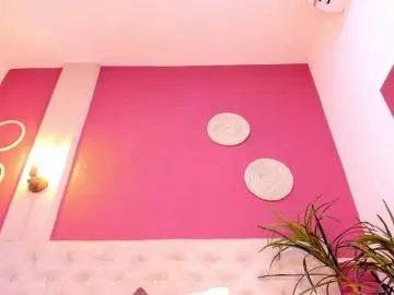 Violett-horny  live sex cam
